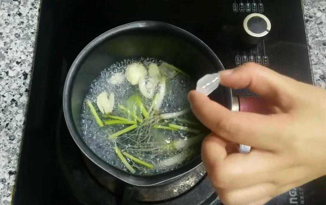 小孩感冒快好了突然又咳得厉害了,小孩感冒后咳嗽一天几声能自愈吗