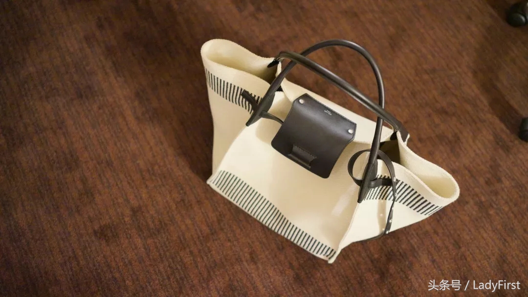 欧洲购物必买化妆品,欧洲购物必买清单法国