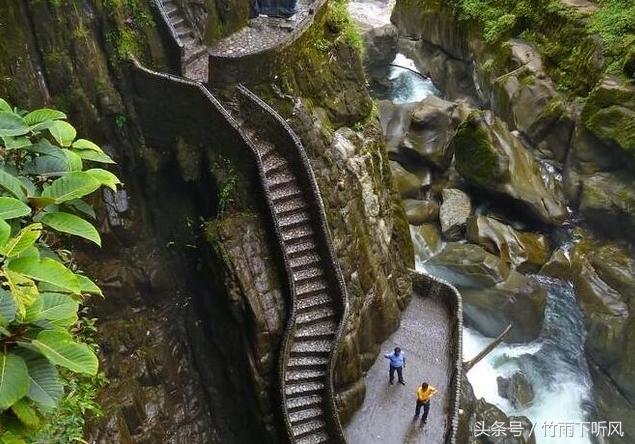 世界最“恐怖”阶梯直接吓到游客腿软，华山第一险，你去过吗