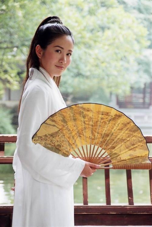 叶璇被纳入失信人名单,叶璇为什么变成老赖