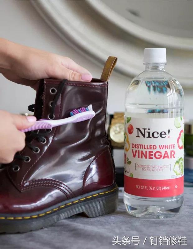 冬天靴子穿了几年还是挤脚怎么办,冬天的靴子不穿怎么打理存放好