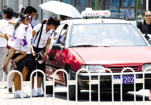 武汉出租车短途拒载怎么办,武汉出租车拒载