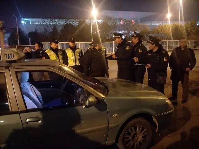 武汉出租车短途拒载怎么办,武汉出租车拒载