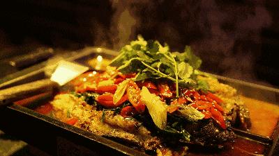 炭火烤鱼好吃还是烤箱烤鱼好吃,烤鱼和火锅哪个更好吃