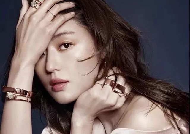 18K金首饰为何和24k金一样贵,18k金和18k玫瑰金哪个戴着好看