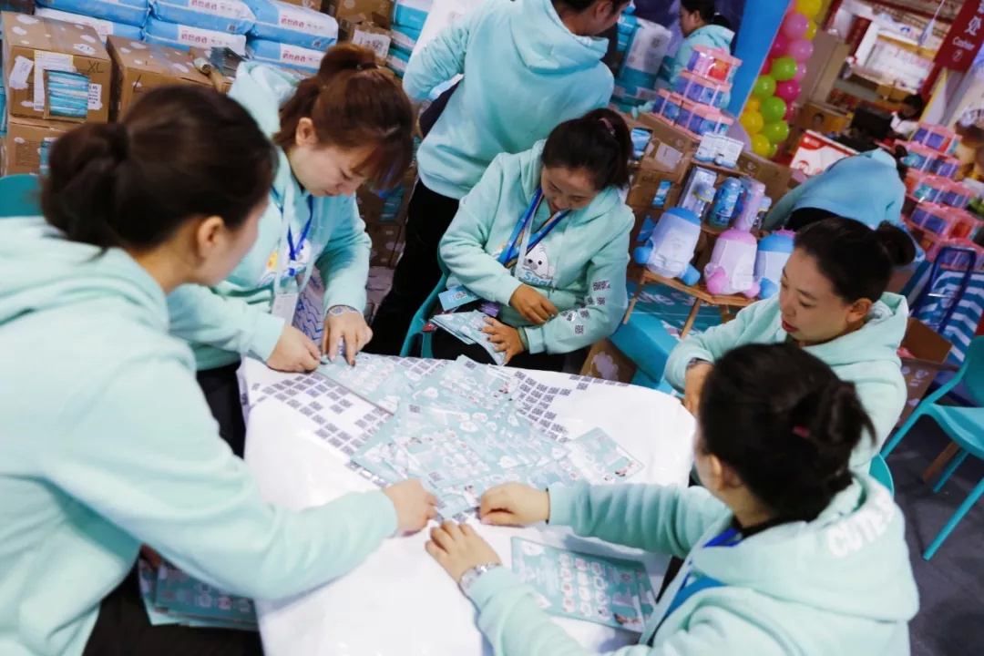 小萌希奥新疆发货,小萌希奥天鹅绒AIR系列婴儿纸尿裤