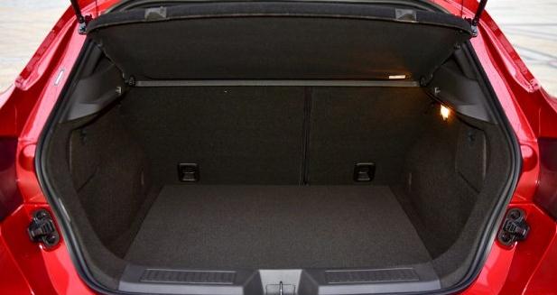 颜值高动力足操控好的汽车,颜值高动力好操控好的国产轿车