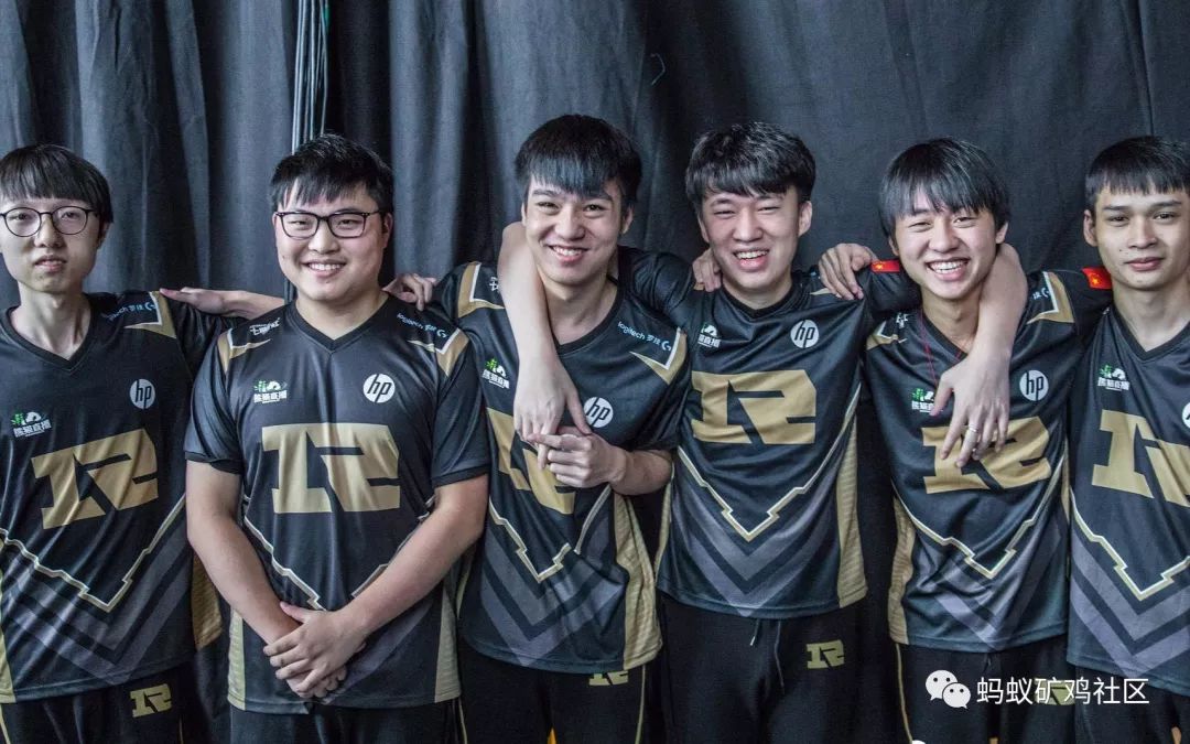 RNG买外围？不可能，*家庄**看不上电竞