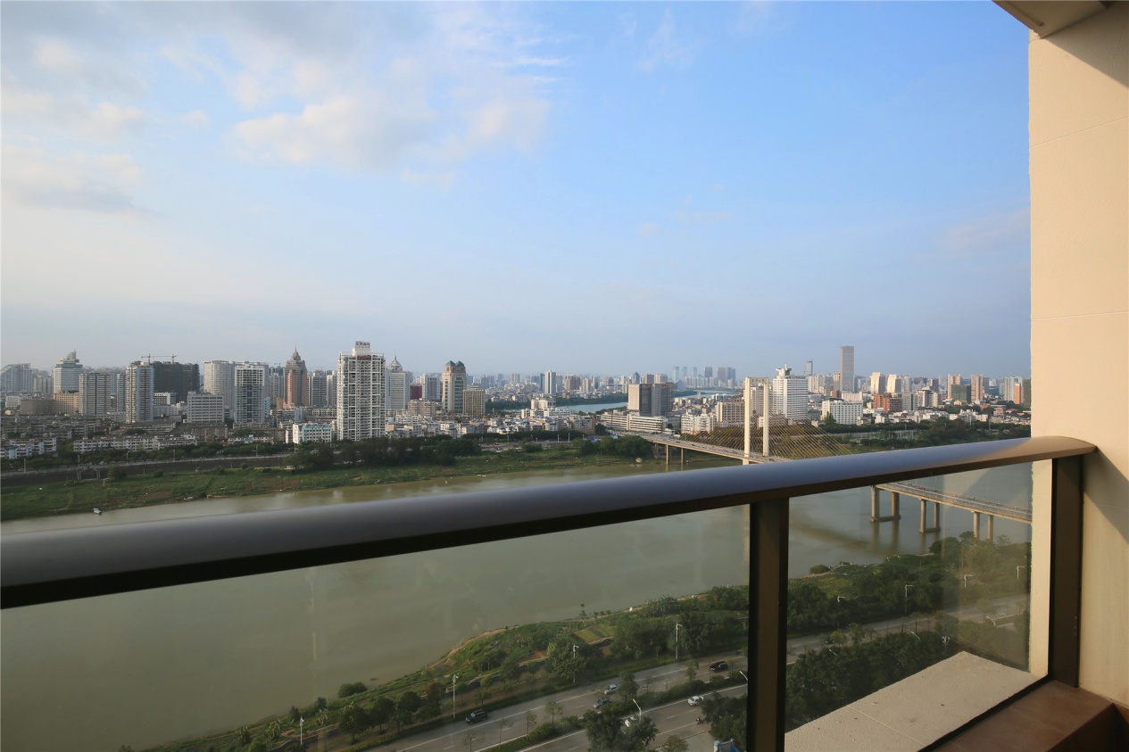 南宁凯旋一号上水湾楼盘怎么样,南宁凯旋一号15万一平是真的吗