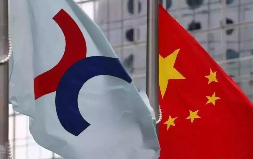 恒指盘中涨逾1%科技股走强,恒指收涨1.96%科技股领涨大盘