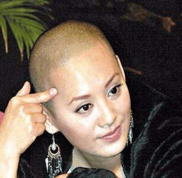 爱时尚的女人,爱时尚的你