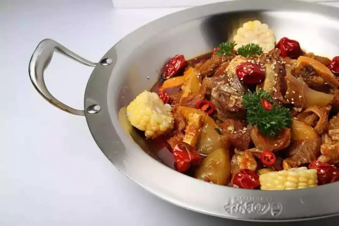 涛雒人丁明国和他的一锅两头牛！