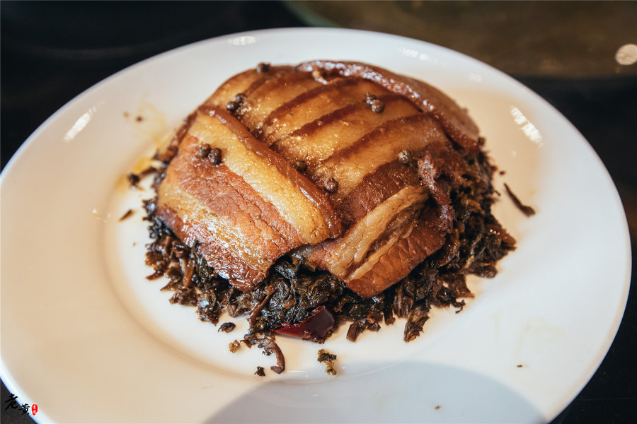 玩大了，在雅安吃鱼还送你“宝剑”，而且宝剑借助传说，寓意极佳