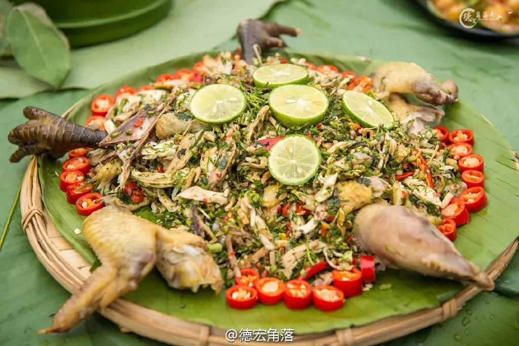 酸汤辣子蘸出来的美味，吃一口就丢魂！这座小城屡被综艺点名