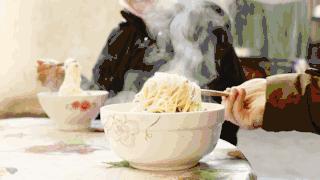 酸汤辣子蘸出来的美味，吃一口就丢魂！这座小城屡被综艺点名