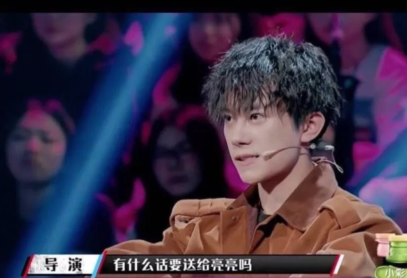 第一批00后易烊千玺,第一批零零后长大