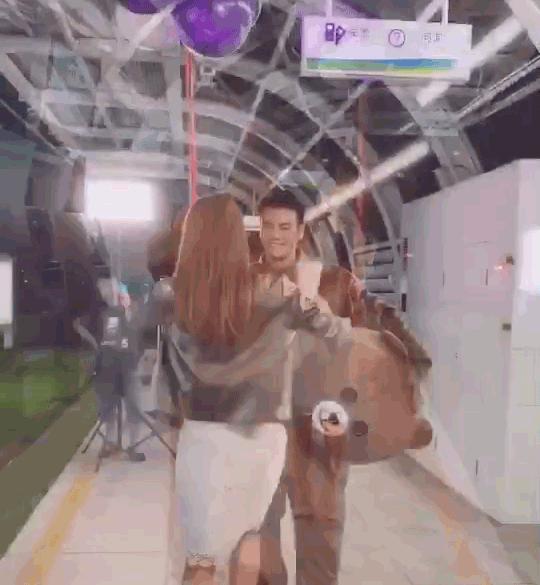 一张能让你相信爱情的图片,从不相信爱情的配图