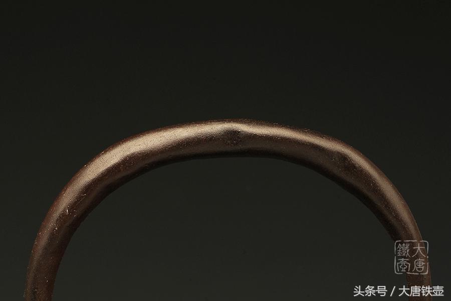 日本竹节提梁铁壶,铁壶经典壶型