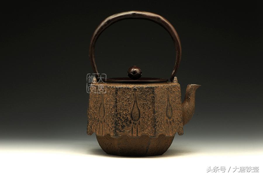 日本竹节提梁铁壶,铁壶经典壶型