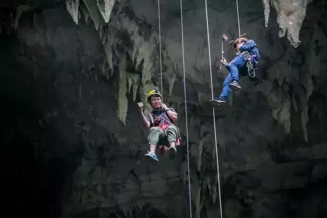 广西竟然还深藏着另一个“世界”？分分钟上演地心历险记！