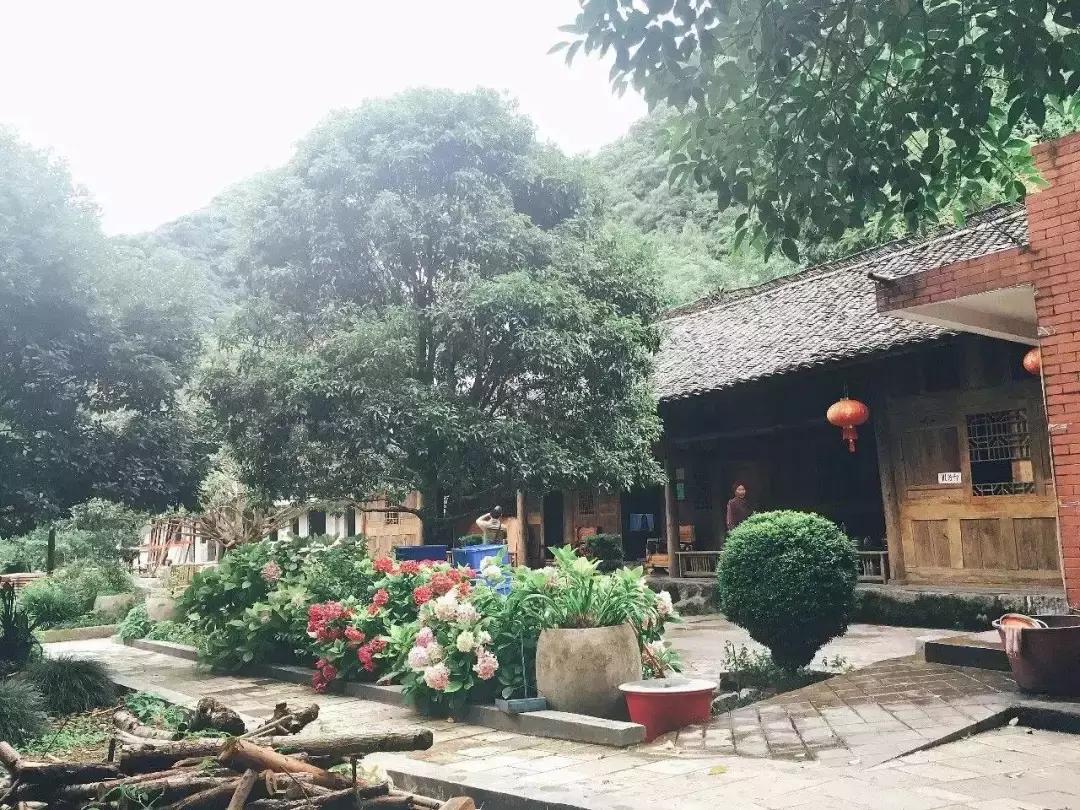 广西竟然还深藏着另一个“世界”？分分钟上演地心历险记！