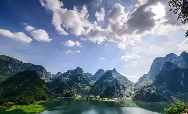 广西竟然还深藏着另一个“世界”？分分钟上演地心历险记！