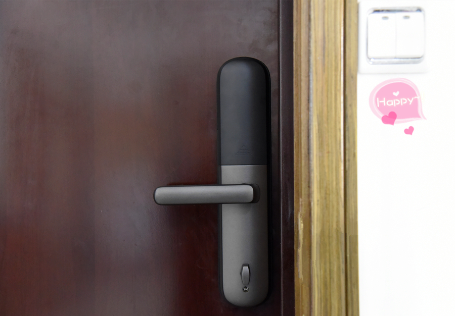 用了智能锁还能用钥匙开吗,用了密码锁再也不用担心忘记钥匙