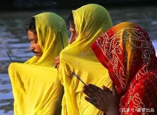 沉香烧过后香灰怎么弄出来,沉香烧完灰是什么颜色的好