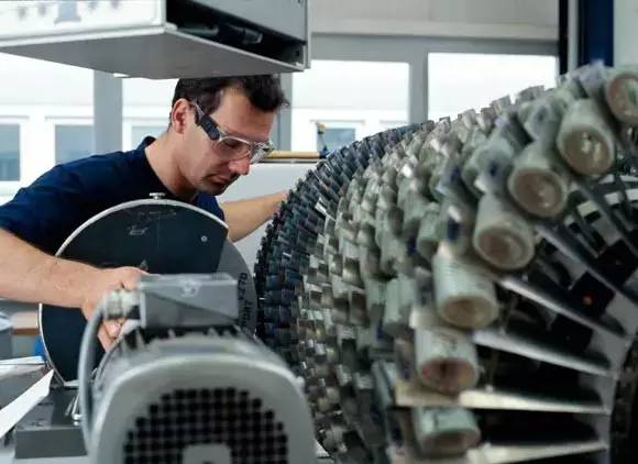 世界顶尖的工业帝国,世界上最震撼的庞然大物