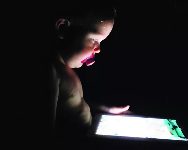 三类益智玩具均无效！家长陪伴才是最好的教育