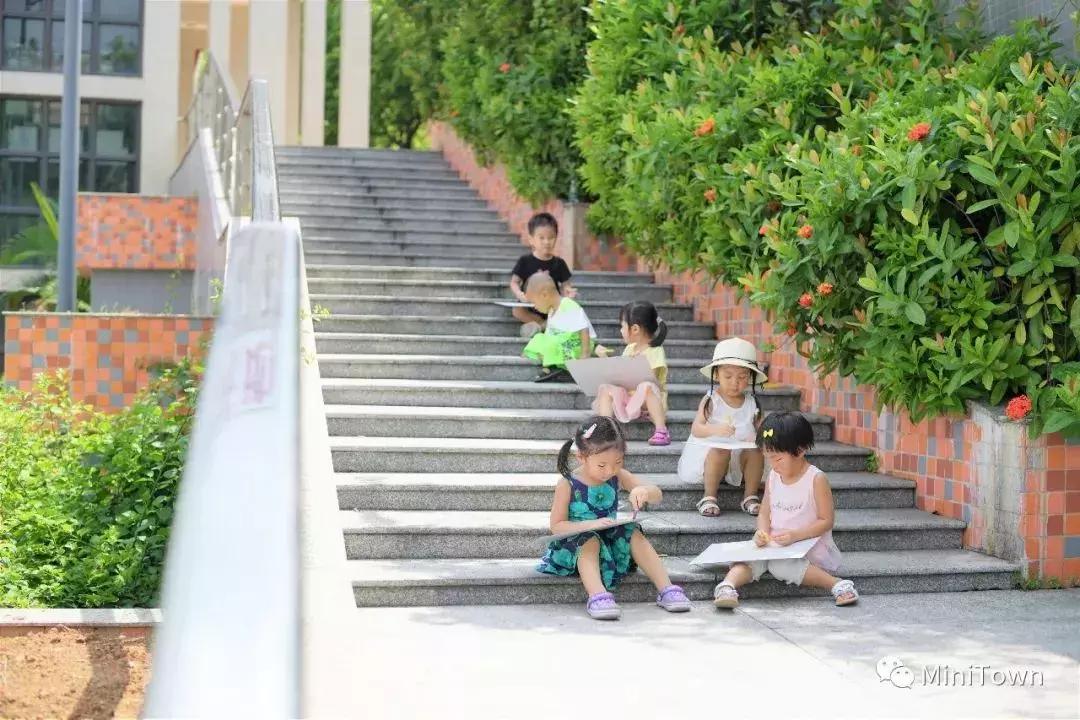 高端家庭式幼托中心,乌鲁木齐幼托中心推荐