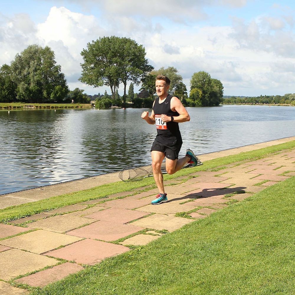 一跑步就岔气怎么办一招教你化解,跑步过程中岔气如何解决