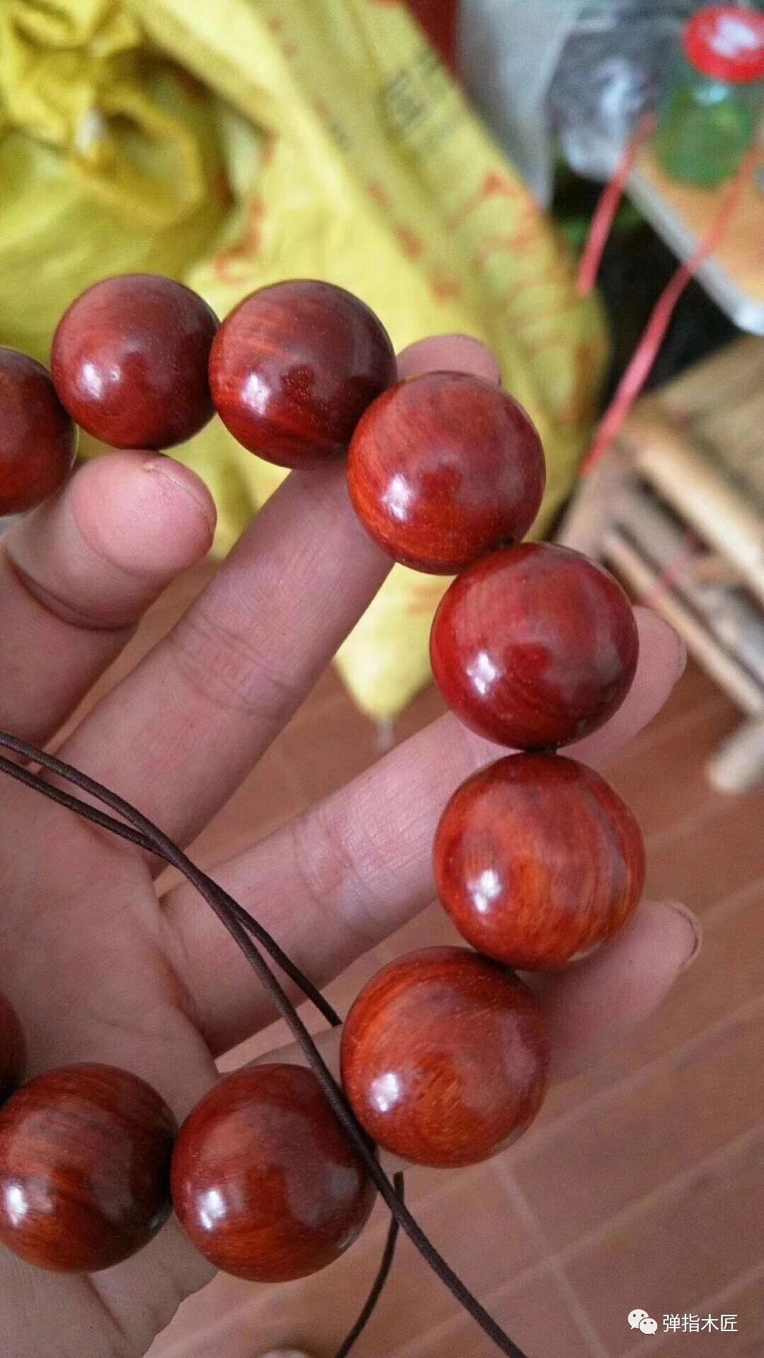 真正的小叶紫檀手串在哪里买,现在小叶紫檀手串为什么便宜