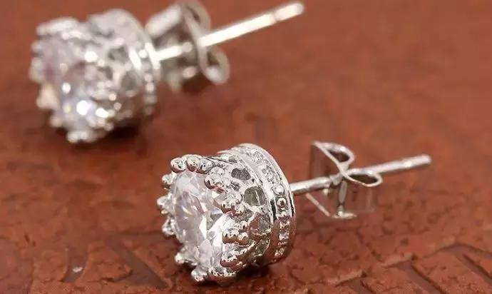 番禺区打耳洞,广州番禺哪家医院可以打耳洞