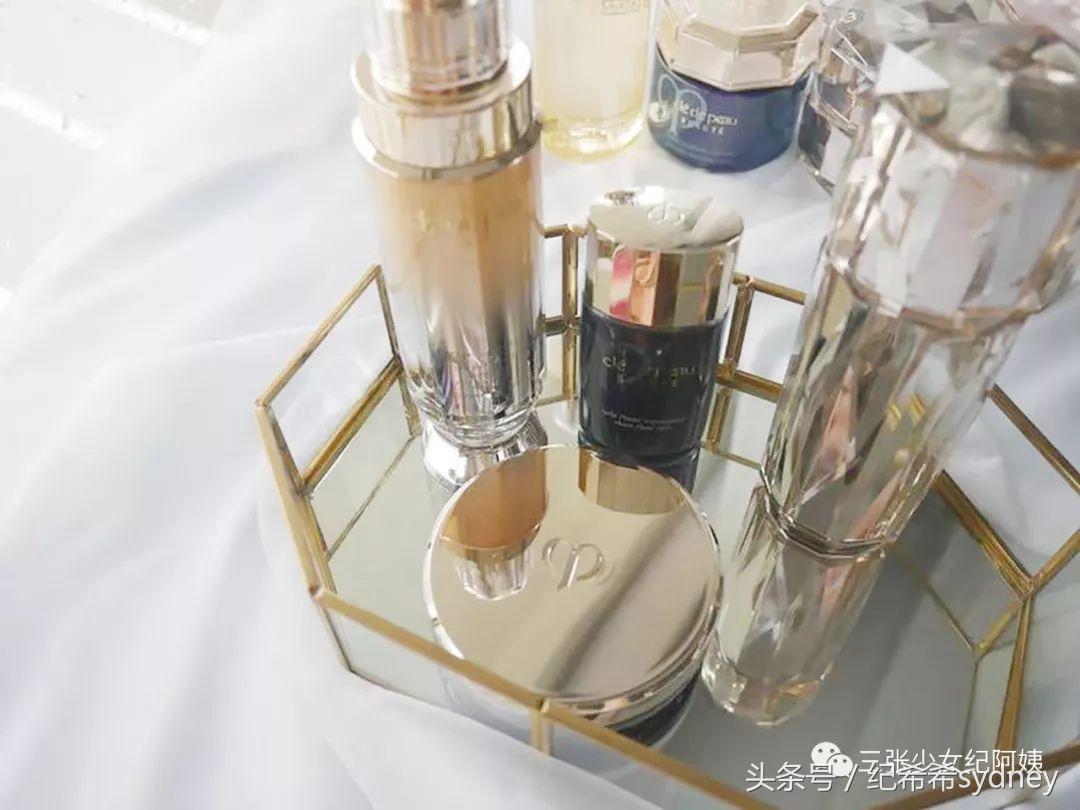 cpb的气垫和粉底哪个好用,cpb气垫和粉底液