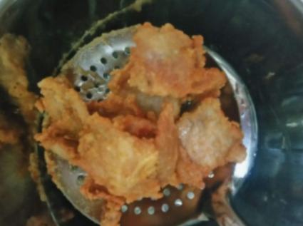 锅包肉的挂糊方法视频,做锅包肉如何挂糊能厚点