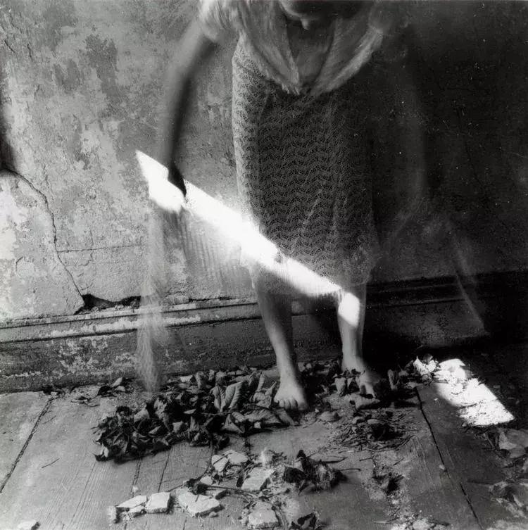 生活让我们变得脆弱,男生和女生谁更脆弱