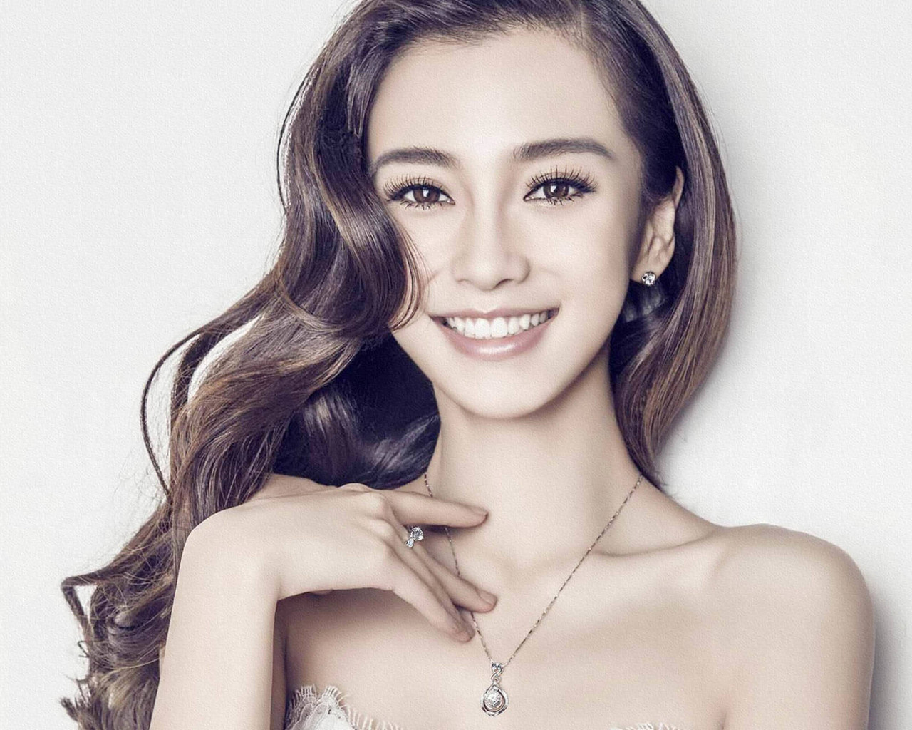 baby杨颖好看吗,baby杨颖很美吗