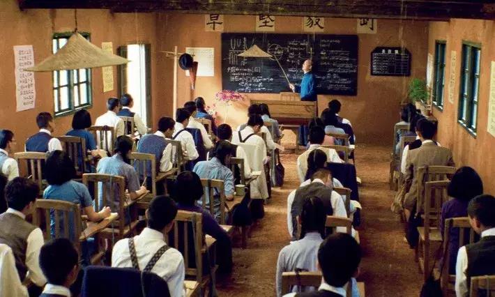 22位大学生一夜之间被开除,22名大学生一夜之间被开除完整版