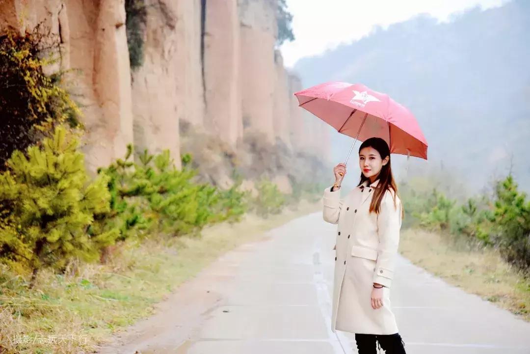 红土林景点,合水红土林