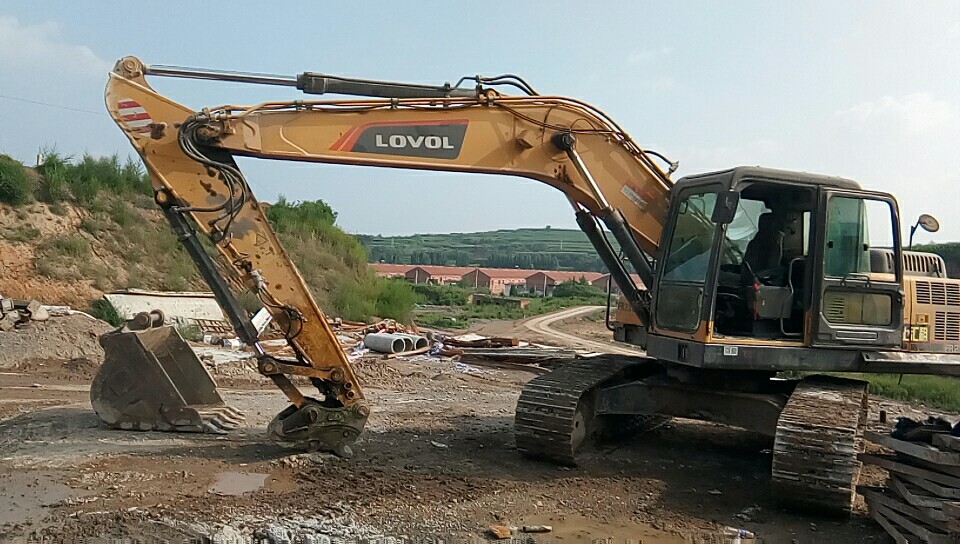 港珠澳大桥挖机视频,超级工程机械视频集锦港珠澳大桥