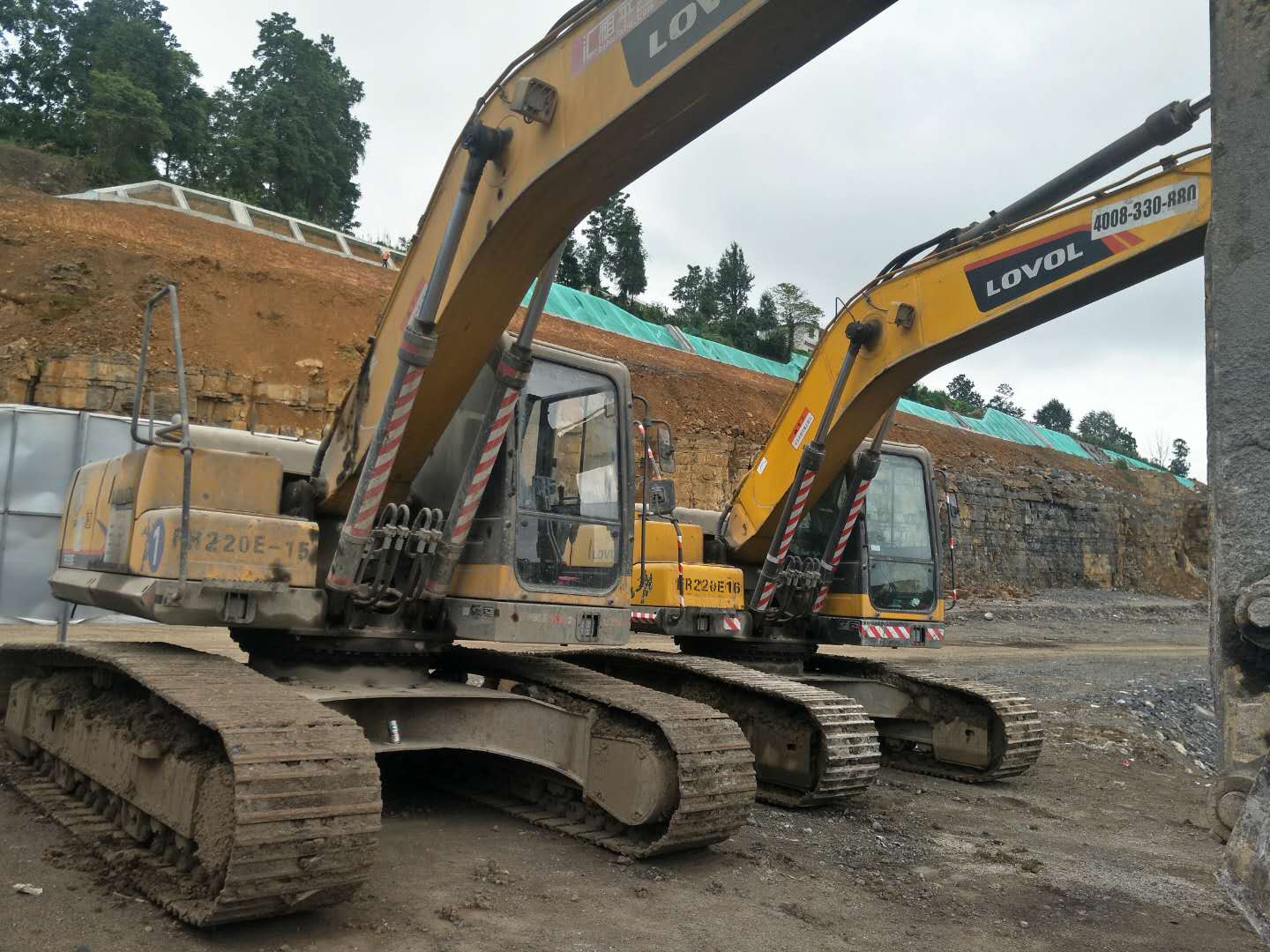 港珠澳大桥挖机视频,超级工程机械视频集锦港珠澳大桥