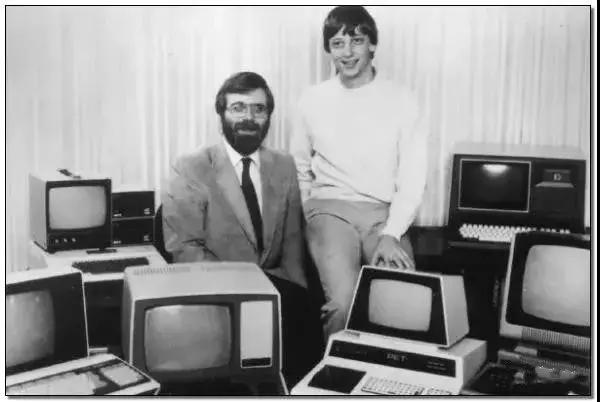 微软和比尔盖茨的发展史,比尔盖茨创建微软的励志故事