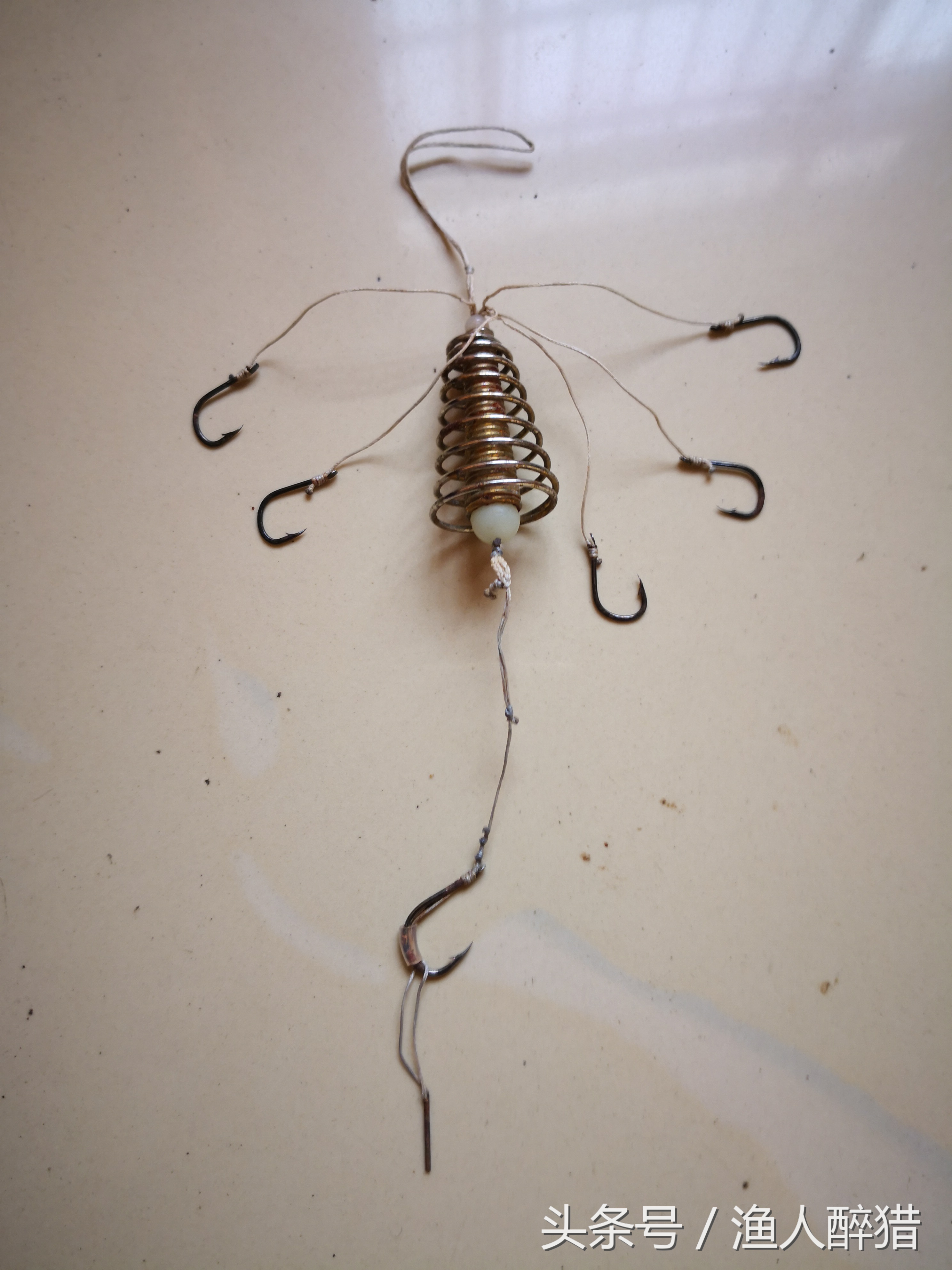 海竿玉米粒打窝配方,玉米粒海竿钓鱼方法教学