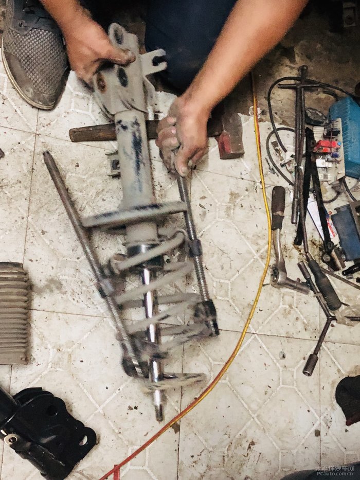 底盘异响的各种各样声音,所有底盘异响的声音