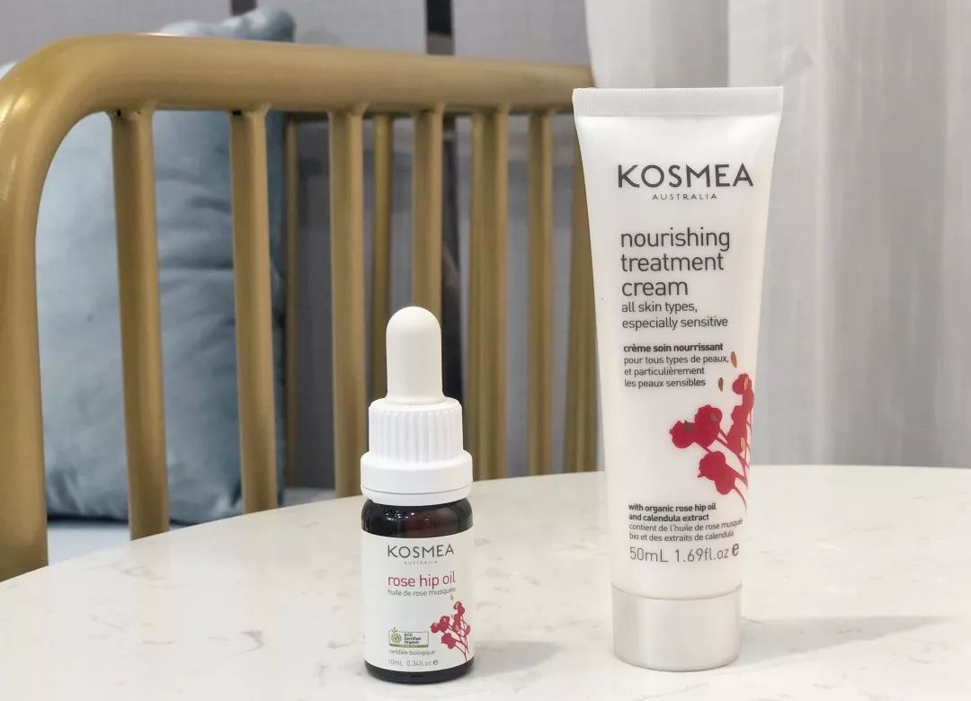 有了全世界3秒卖一瓶的“液体黄金“，干燥、长痘就与你无缘了！