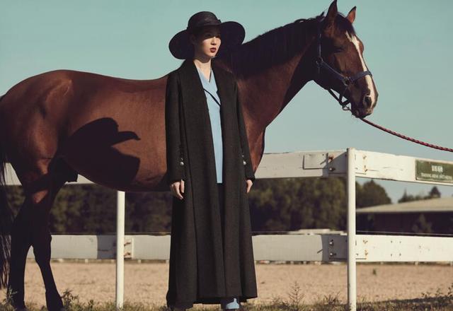 一件羊绒大衣一千多块钱值吗,一件100%羊绒大衣成本