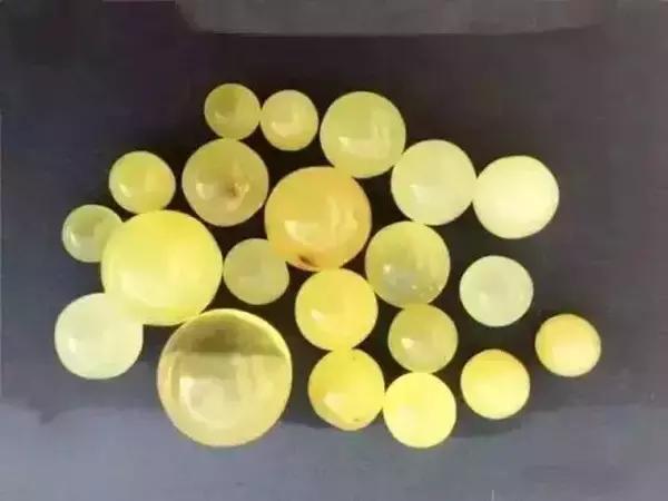 蜜蜡造假工厂:中国订单太多,锅炉都爆炸了!