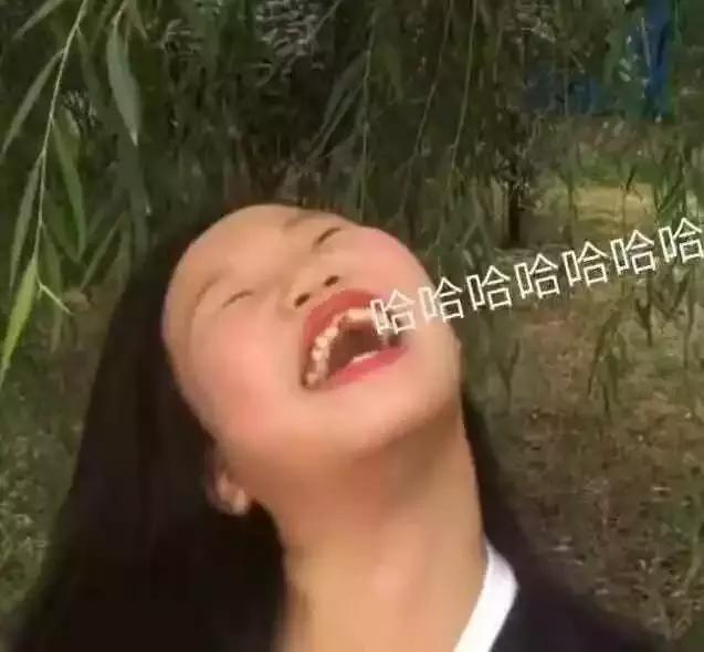 男生长得帅是一种什么样的体验,当男生长得太帅出去是什么体验