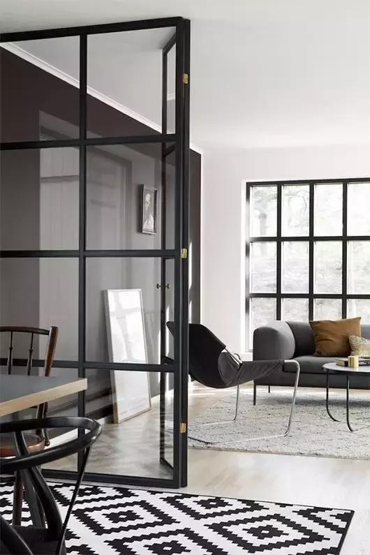 玻璃隔断墙能拆除吗,家里砸了重新装修